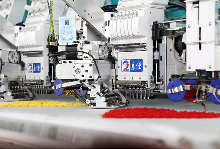 LJ-618+18 Multifunctionele coiling/taping borduurmachine met paillettenapparaat